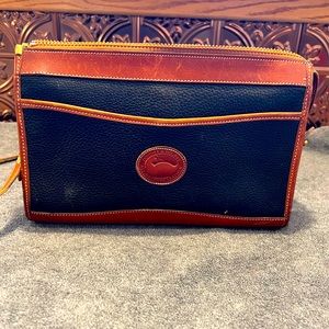 *Vintage* Dooney & Bourke Leather Crossbody Purse